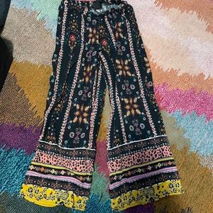 3/$10 Girls boho pants